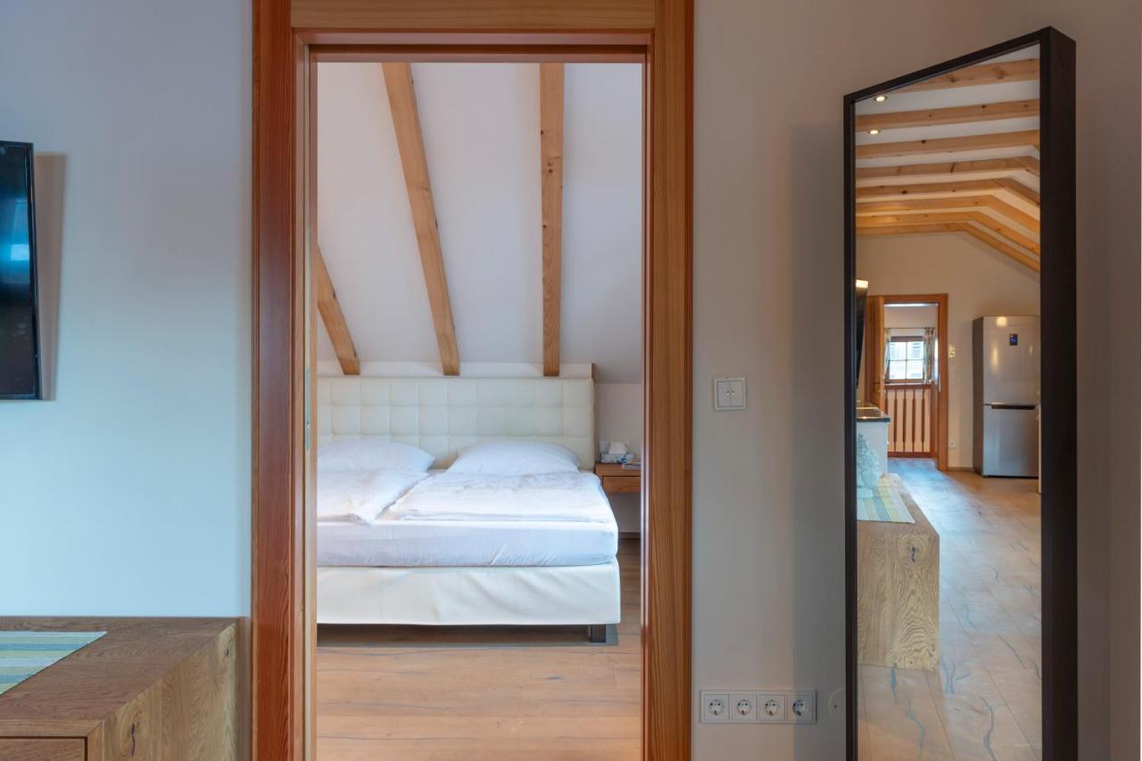 Ferienwohnung Strubreiter ストローブル エクステリア 写真